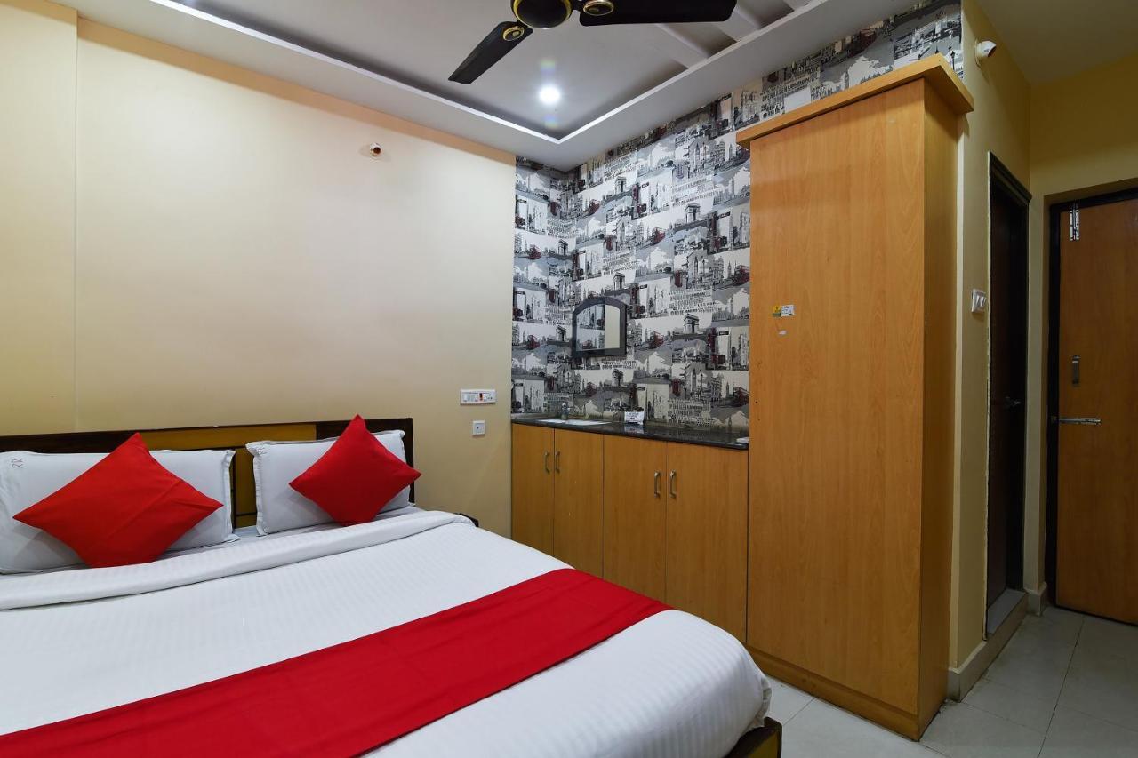 Ramesh Residency Hotel Anantapur Exterior photo